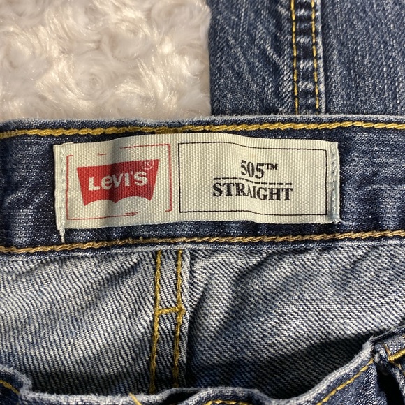 Levi’s 505 straight jeans 33 x 28 14 husky great condition medium wash 💯… - Picture 6 of 8